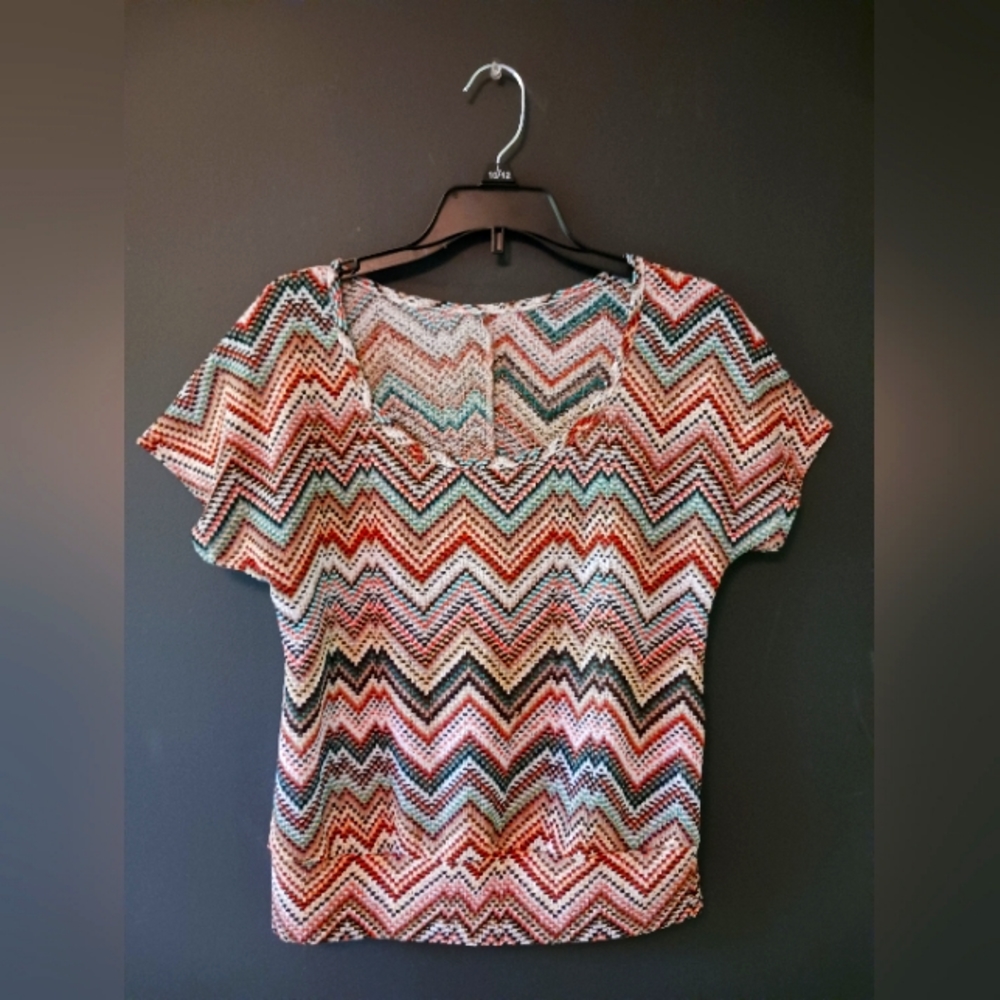 SIZE UNKNOWN WOMENS MULTICOLORED SUMMER TOP 🌞